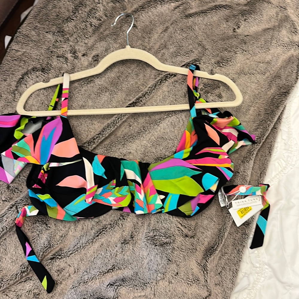 Trina Turk Swim Top size 10 NWT